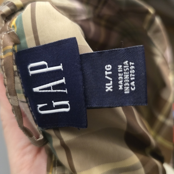GAP Multicolor Plaid Shirt - Picture 2 of 3